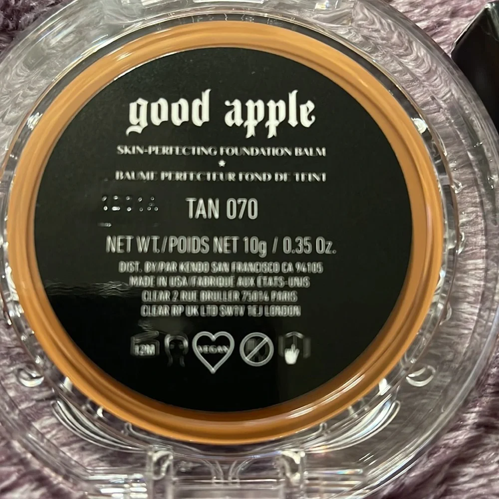 KVD Good Apple Tan 070 Skin-Perfecting Foundation Balm